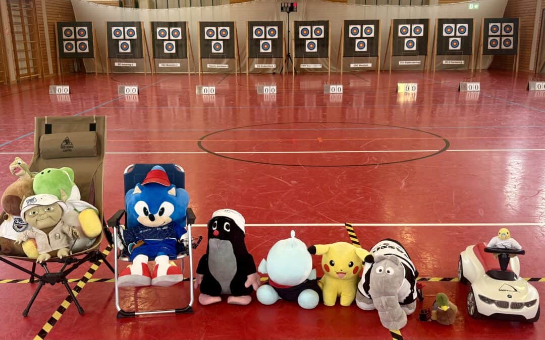 Bezirksliga München – Der Kampf der Maskottchen